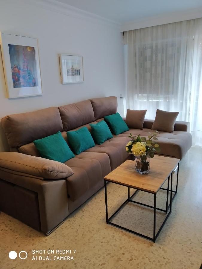 Luminoso Y Amplio Apartamento Sevilla Exteriör bild