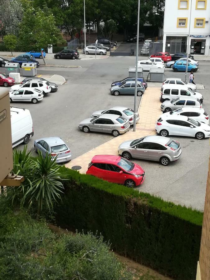 Luminoso Y Amplio Apartamento Sevilla Exteriör bild